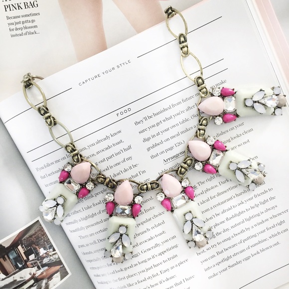 🆑 "Chelsea" Necklace || Pink & Mint Jewel - Picture 2 of 10